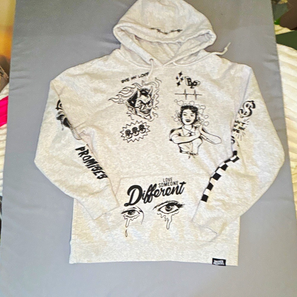 Broken Promises Love Someone Different Graphic Hoodie Gray Tattoo Print Large
